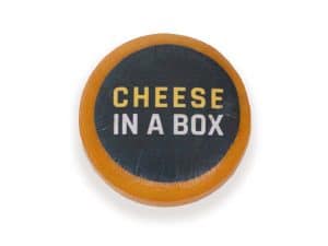 Cheese in a box - boeren kaas foto kaas